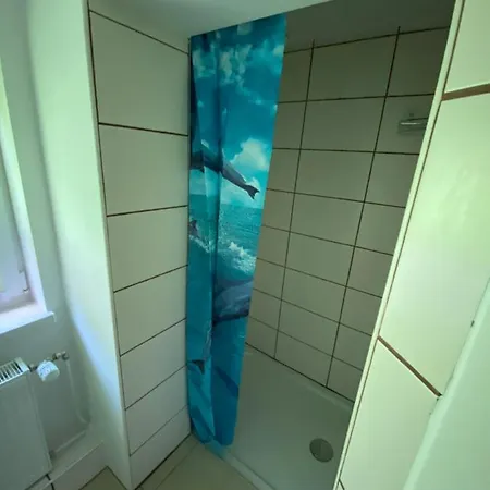 Apartment Kleines Mit Gartenzugang Milbitz